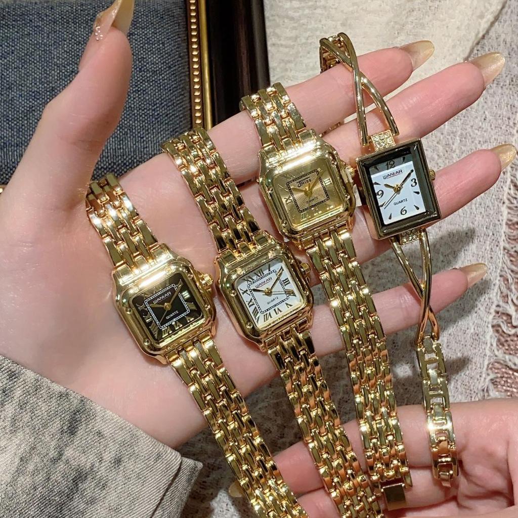 Elegant Women's Gold Square Quartz Watch - Chinese Style, Versatile, for Daily Commute