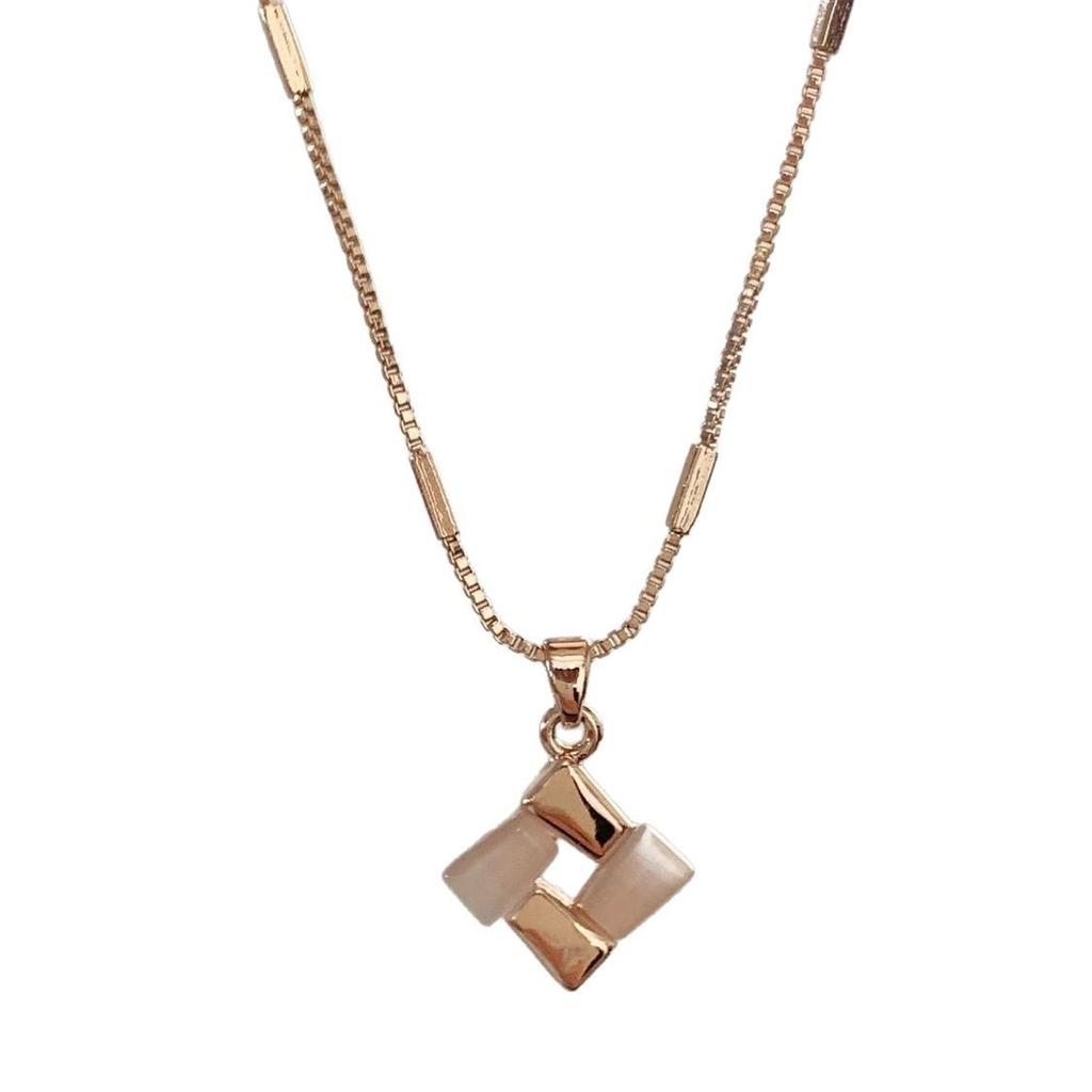 2026 Rose Gold Geometric Square Clavicle Necklace for Women - Elegant, Versatile, High-End