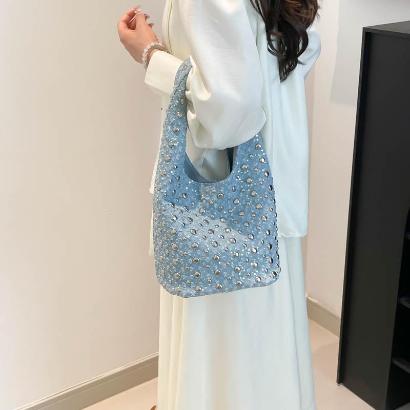 Personality trend rivet bucket bag women 2025 new high-end fashion punk underarm shoulder messenger bag