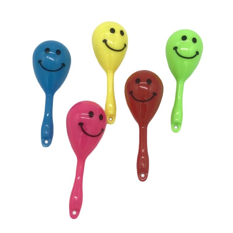 PAKET MED 6 Mini Smiley Maracas 8 CM Leksak för barn Födelsedagskalas Påsfyllnad slumpmässig