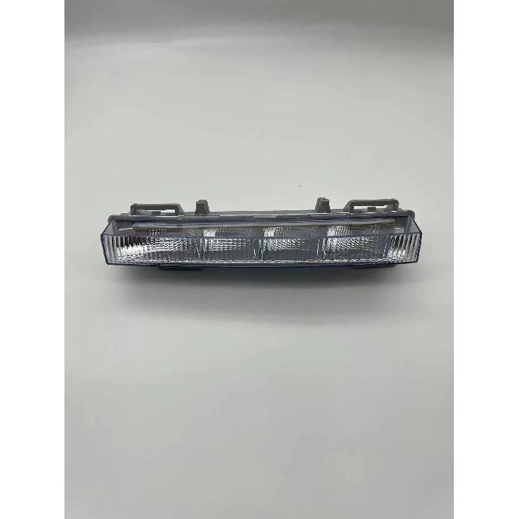 For Benz Front Left or LED Right Daytime Running Lights Fog Lamp W204 GLK300 W166 ML350 ML400 OE;0999065700 A0999065800