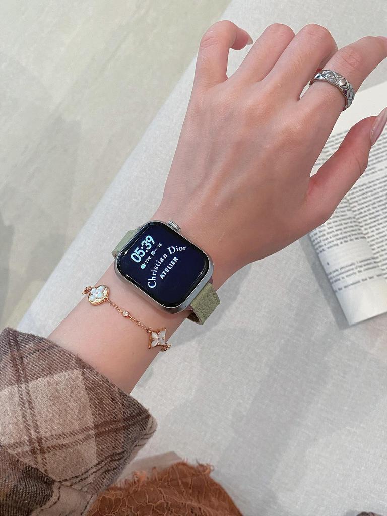 Lychee Grain Magnetic Strap for Apple iWatch, Huawei GT5, and Xiaomi 9 Pro