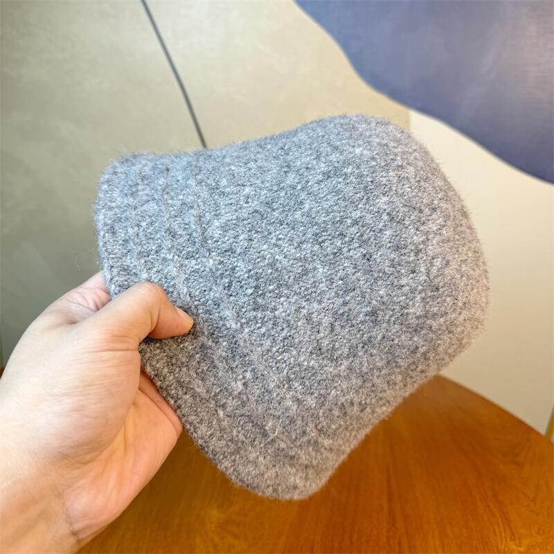 Cozy Wool Bucket Hat with Beige Trim - Lightweight, Cold-Resistant, for Autumn and Winter, Perfect for Casual or Formal Occasions, Winter Headwear