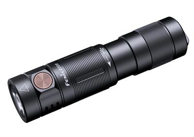 FENIX Light Black 8cm Taschenlampe SST20 LED Maximale Helligkeit 600 Lumen Wiederaufladbar E09R