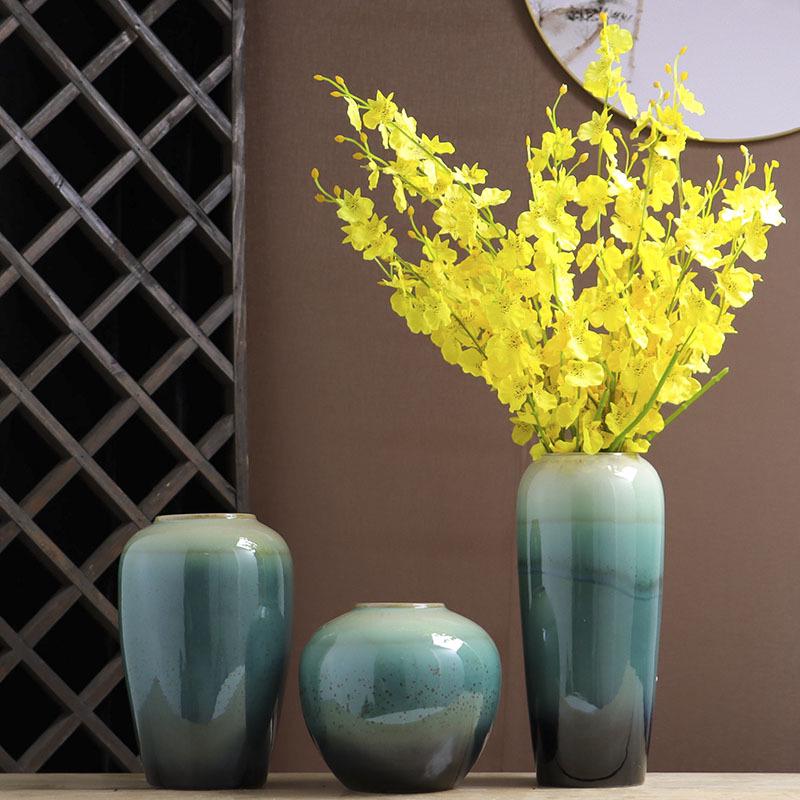 Nordic Minimalist Ceramic Flower Vase for Dining & Living Room Decor