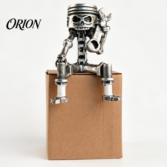 Statua di Robot Vintage Artigianale Scheletro in Resina Resistente, Statuetta Meccanica Industriale, Regalo Stile Heavy Metal Decorazione da Scrivania Gotica per Ufficio Libreria