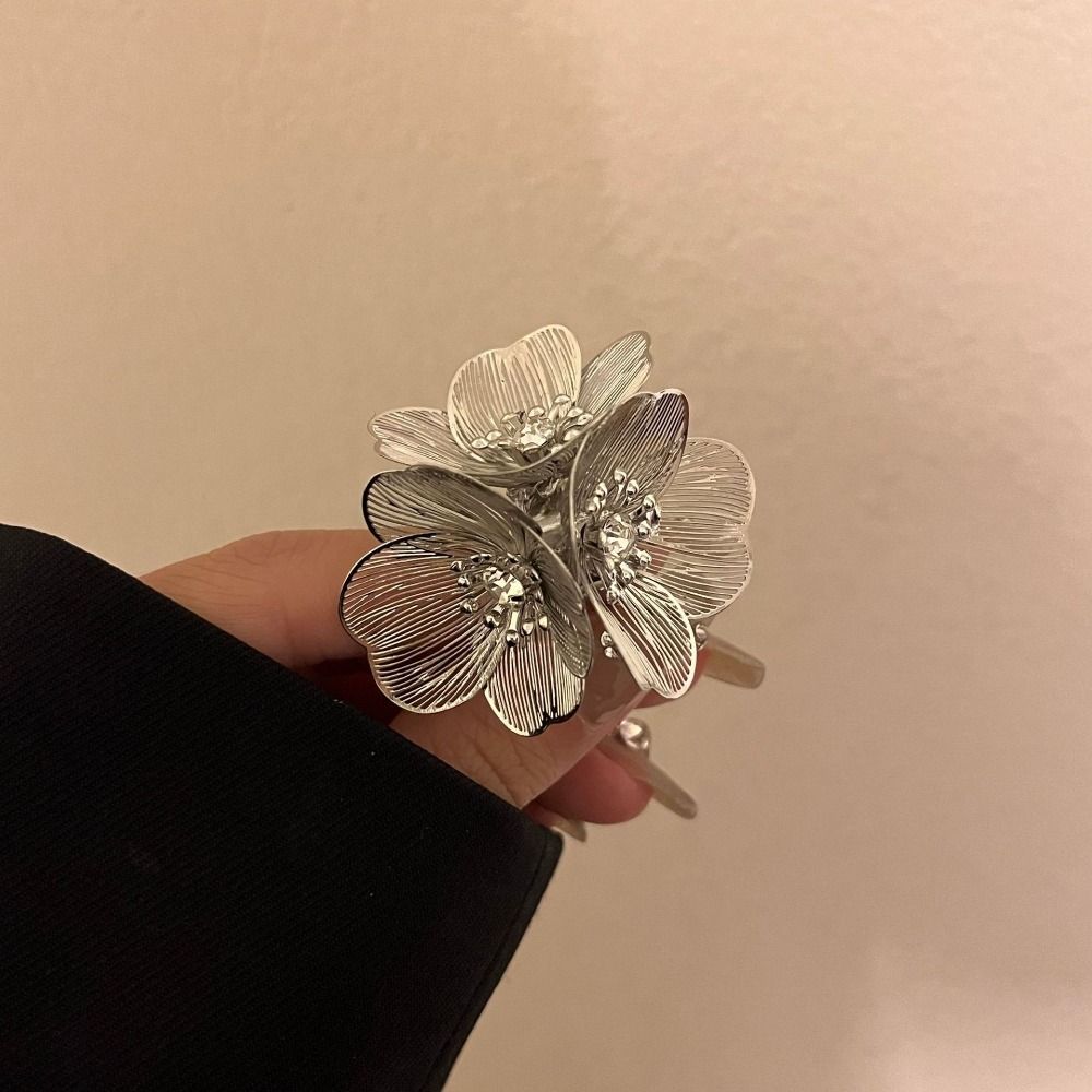 Multi Layered Flowers Irregular Hollow Open Ring Zinc Zinc Alloy Wide Finger Buckle  Women