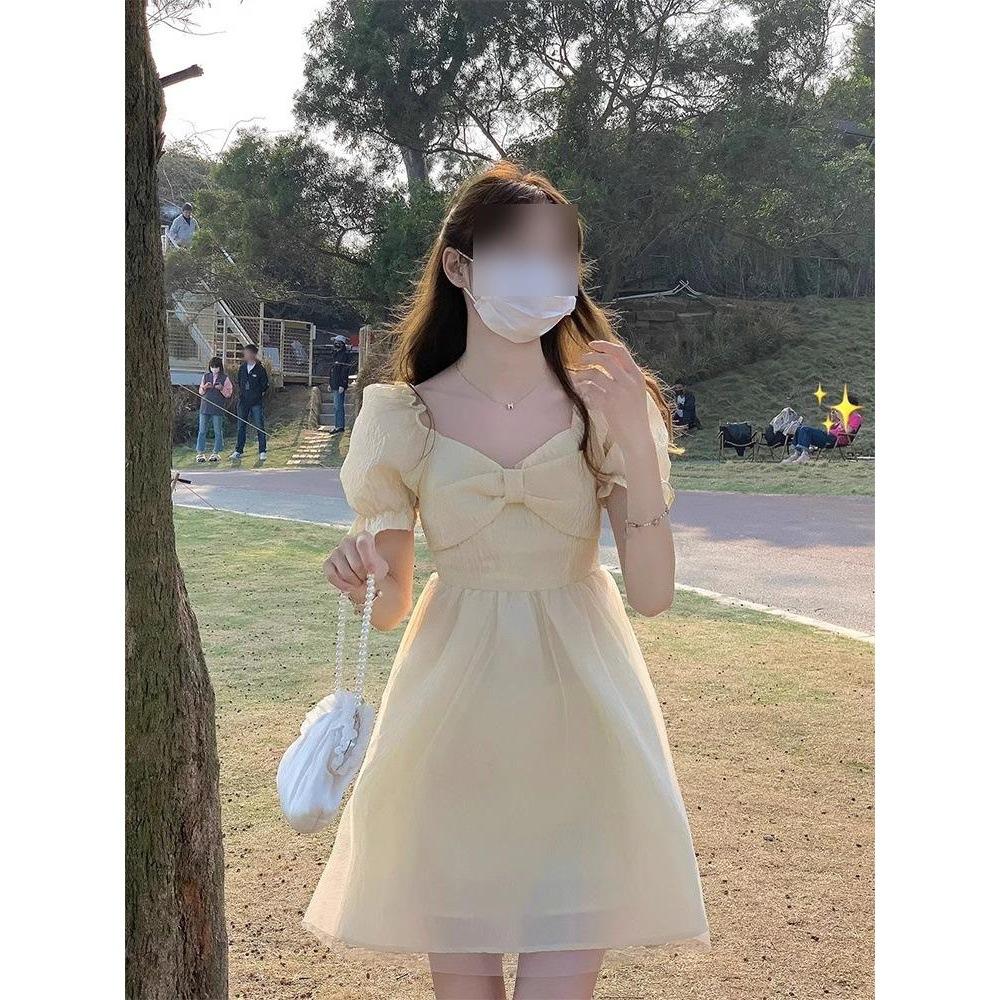 

Молочно-желтое платье с рукавами-пузырями и квадратным вырезом, женское летнее нишевое маленькое повседневное платье-юбка принцессы XL