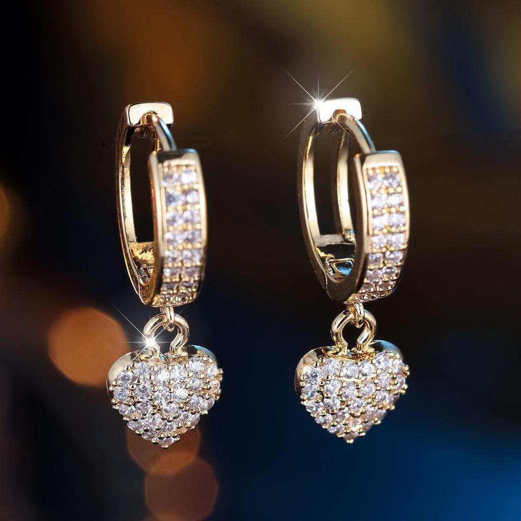 Bestselling New White Diamond Heart Shaped Ear Clip High Quality Womens Earrings