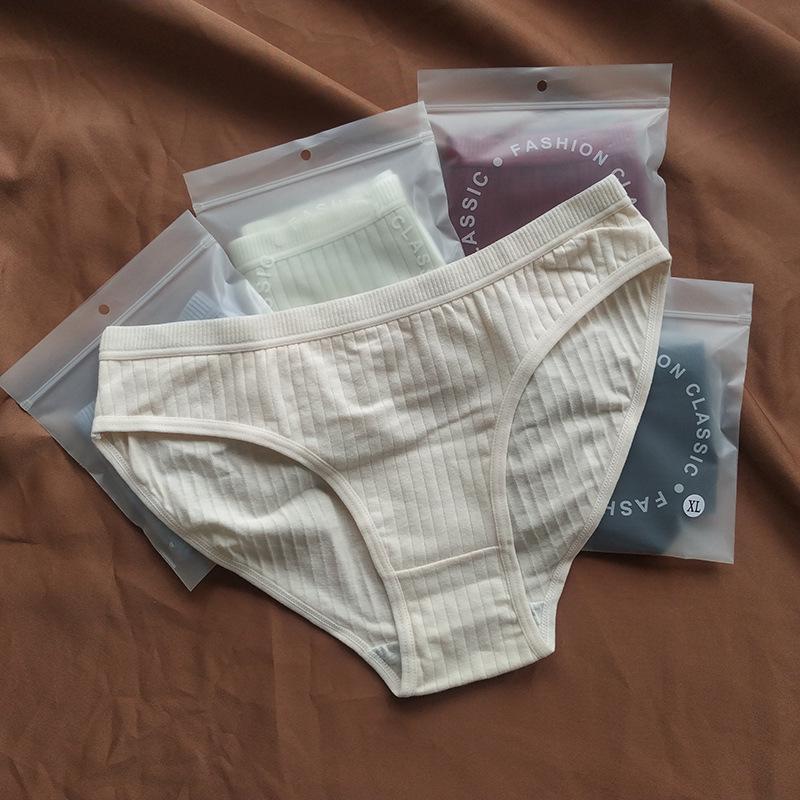 Culottes Triangle en Coton Taille Moyenne pour Femmes - Couleur Unie, Grande Taille, Style Européen et Américain