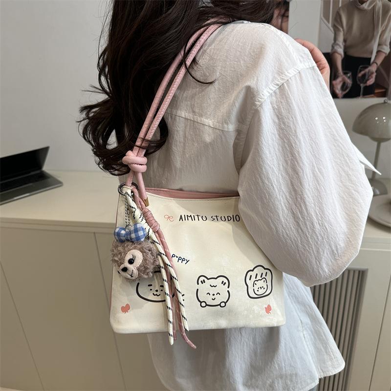 Casual Simple Niche Design Women's Bag Texture Fashionable 2025 Spring New Trend Large Capacity Shoulder Messenger Bag