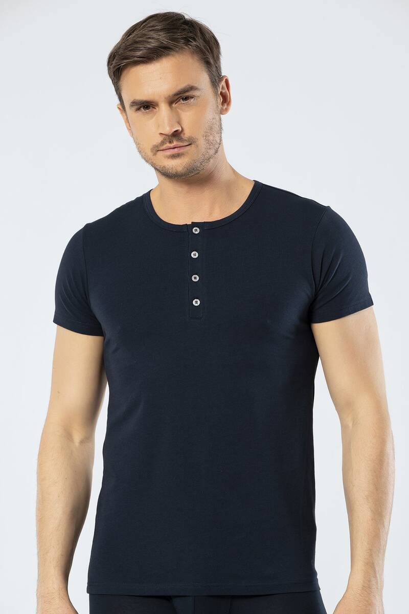 

Cacharel Men s Crew Neck Buttoned T-shirt