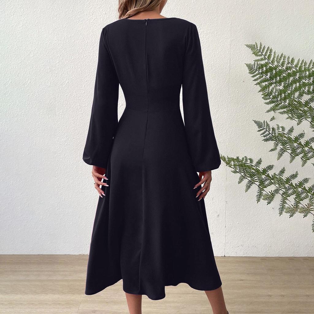 Women's Autumn And Winter Fashion Solid Color V-neck Twisted Long Sleeve Dress