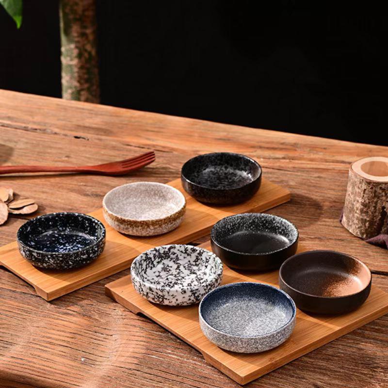 Japanisches Keramik-Dip- & Sojasaucen-Schälchen-Set - Snackteller & Geschirr