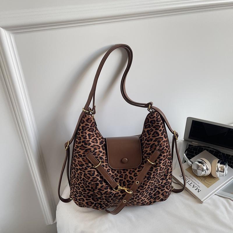 Fashion Women's Bag Single Shoulder Tote Bag Women's 2025 Autumn New Women's Bag Backpack Light Travel Backpack Women