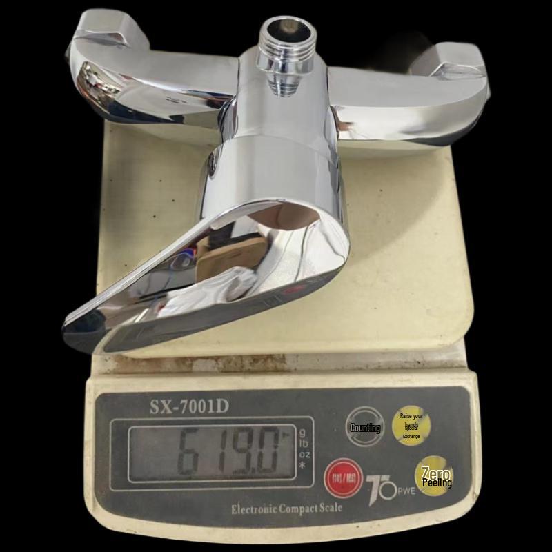 Однорычажный настенный смеситель для душа Wolf s Kiss