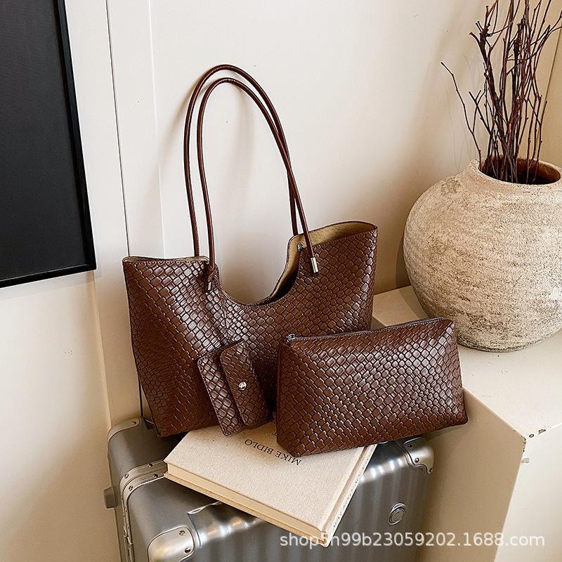 Tote bag women's large-capacity simple shoulder bag bag new texture fashionable work commuter bag women's bag