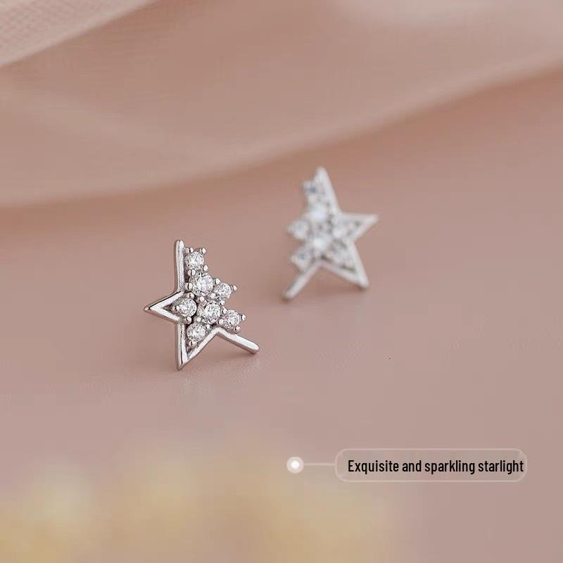 Korean Trendy Five-Pointed Star Diamond Stud Earrings for Women - Simple, Sparkling Design