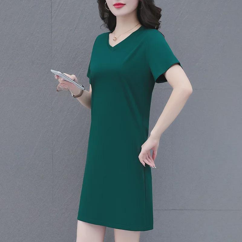 Mid-length 2024 Summer T-Shirt Dress - Loose, Slim, Round Neck, Age-Defying, Short-Sleeved Trend for Middle-Aged Women