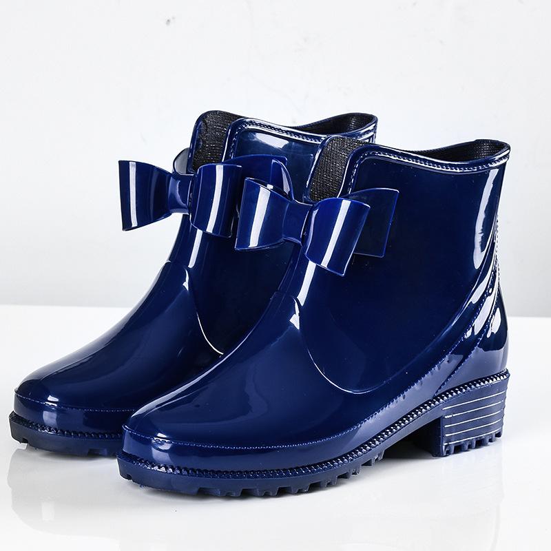 Outdoor Street Ankle Bootie Women Waterproof Rubber Rain Boots Ladies Fashion Antiskid Wading Shoes for Workout Rainy Day