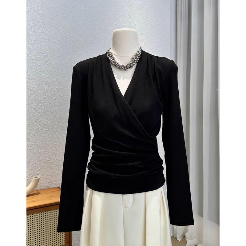 Popular V-neck Inner Bottoming Shirt for Women in Spring Autumn Cross-cut Waist Long-sleeved T-shirt Elegant Top