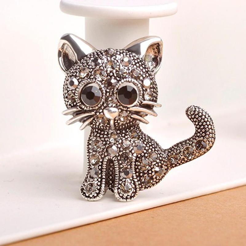 1 Piece Retro Cat Diamond Studded Hollow Out Brooch, Cute Cartoon Brooch, Anti Glare Clothing Accessories Women'S Versatile Brooch