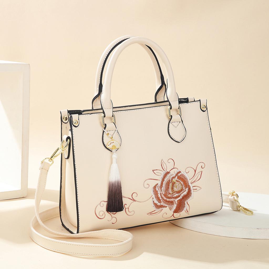 Lady mother handbag messenger 2025 new high-end Chinese style embroidery middle-aged wedding bag large capacity