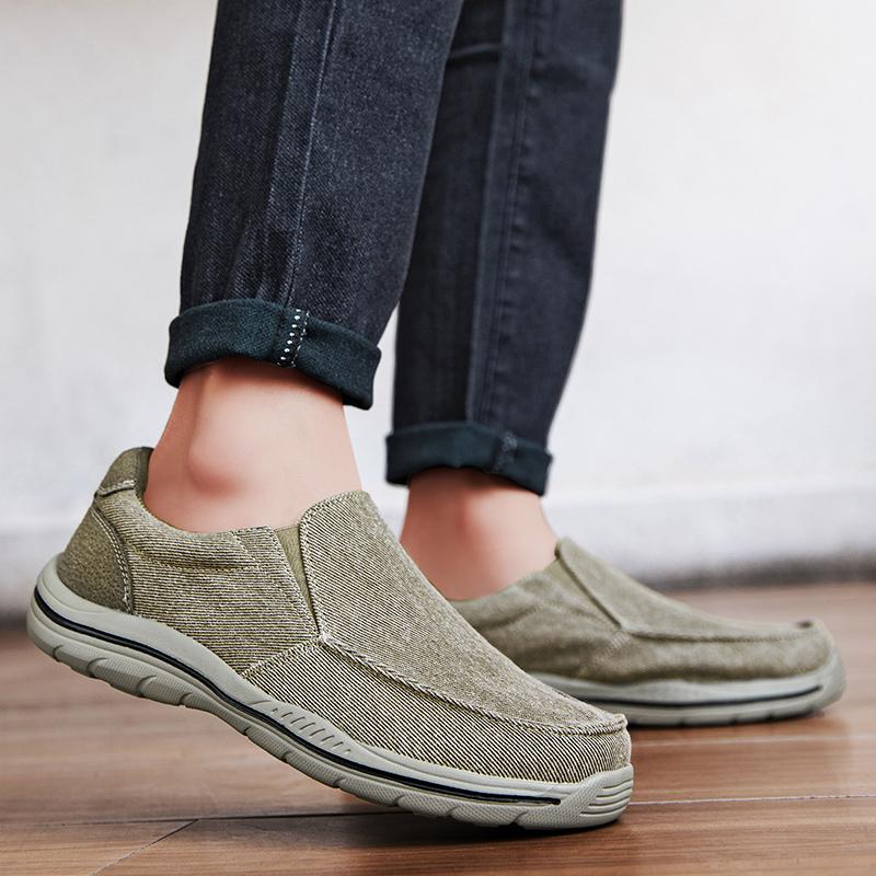 Men Khaki Canvas Shoes Slip On Driving Shoes Casual Blue Wide Head Cloth Shoes for Farther Plus Size Lightweight