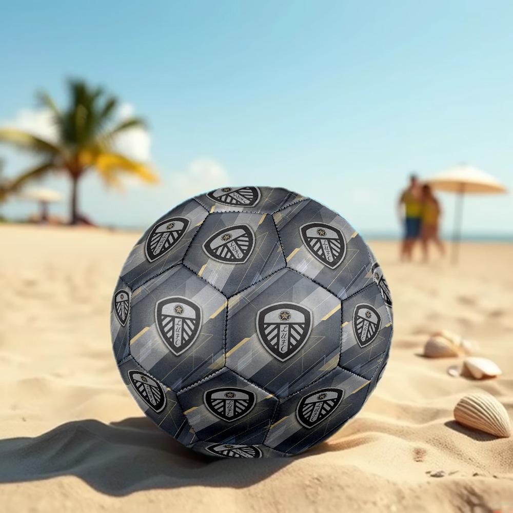 Leeds United Size 5 Football High Elastic Soccer Ball For Outdoor Competition Daily Training Play