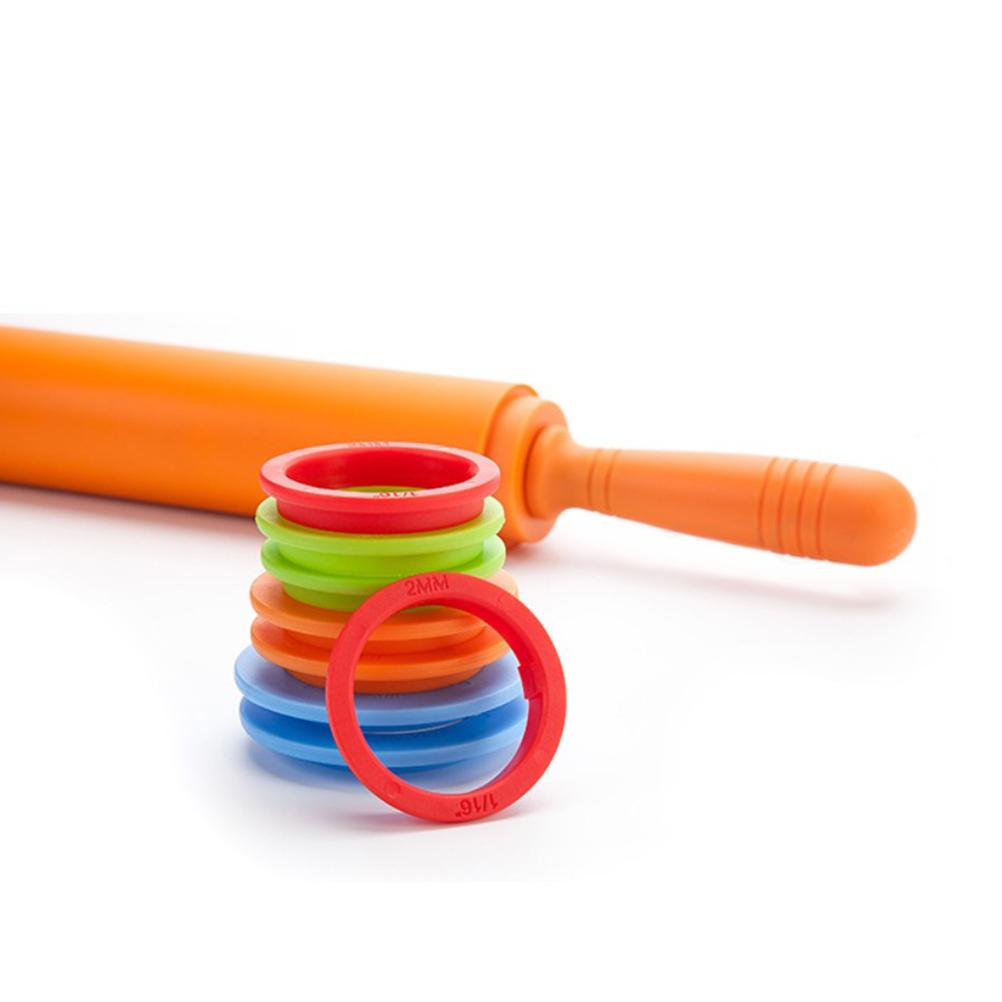 Justerbar silikonkjevle med 4 avstandsstykker for deig, pizza, non-stick kjevle, baking, konditori