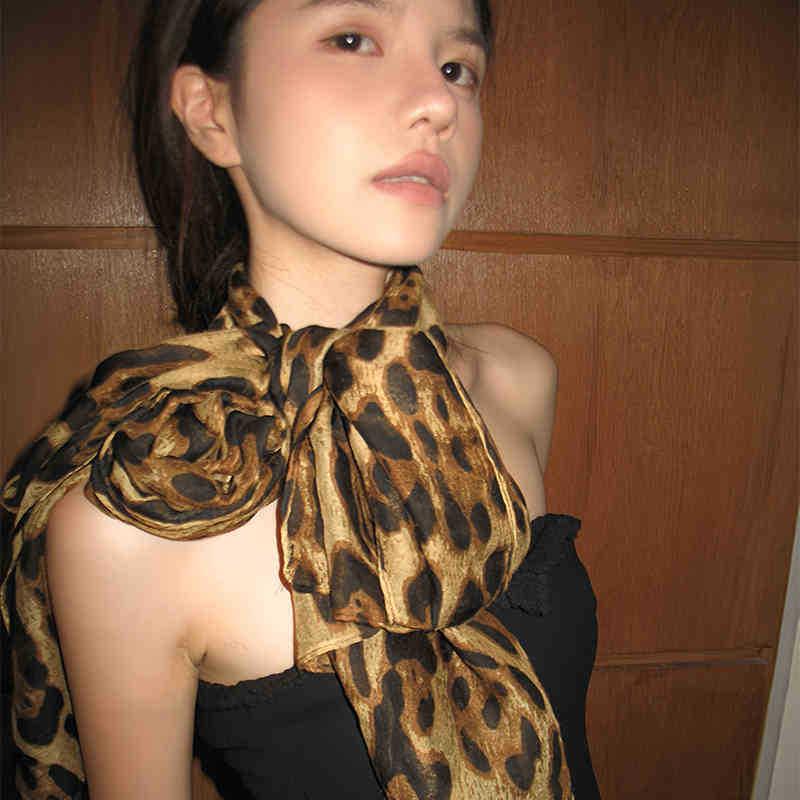 

Длинный шарф с леопардовым принтом от Fang Yuan s Same Niche Design Sense, модная шаль в американском стиле для горячих девушек