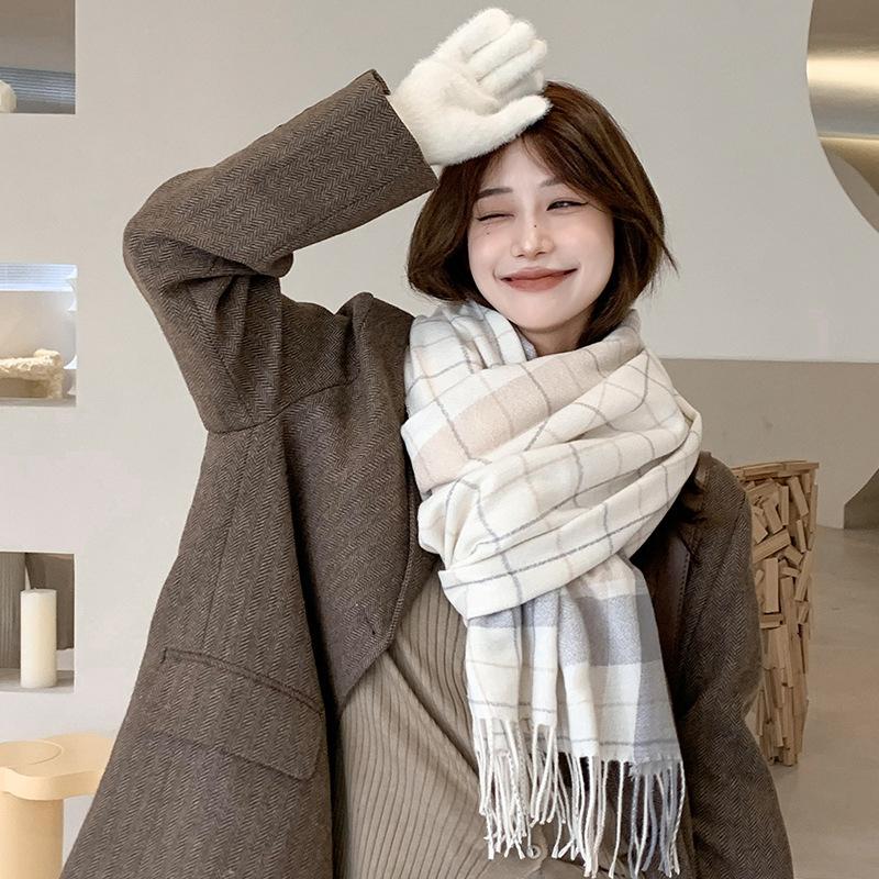 Korean Atmosphere New Plaid Scarf Women's Winter Korean Version Thickened Student Versatile Warm Cute Scarf