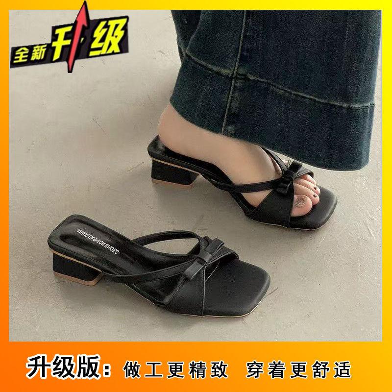 Temperament Light heel square head square root outer wear summer sweet skirt thick heel cool slippers 2025 new elegant sandals