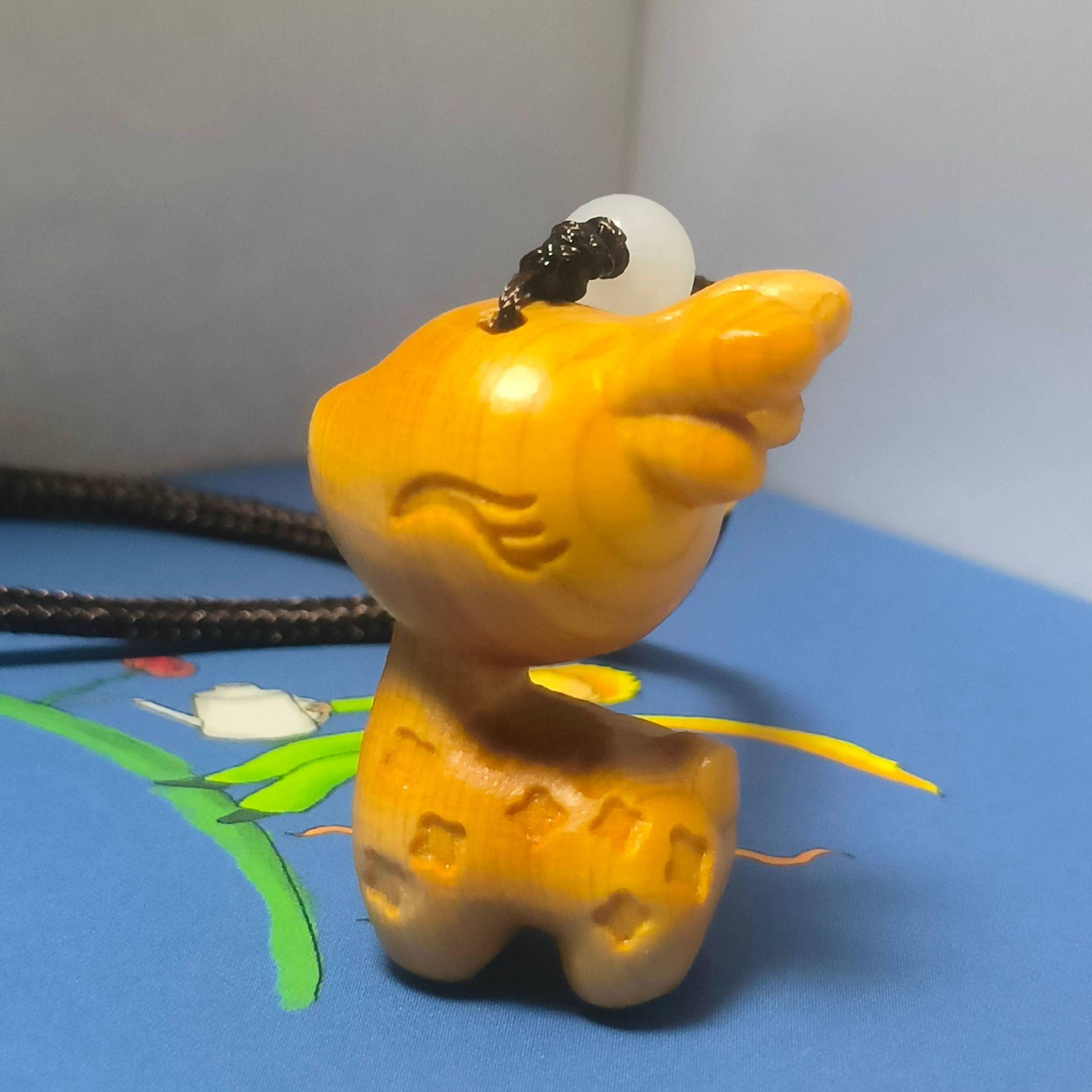 Дерево Кипарис Скальный Резьба по дереву Олень Брелок-подвеска