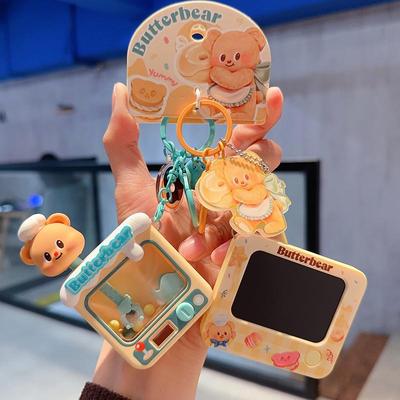 Oryginalny pluszowy brelok z kreskówkowym misiem z tablicą do rysowania i zawieszką do samochodu