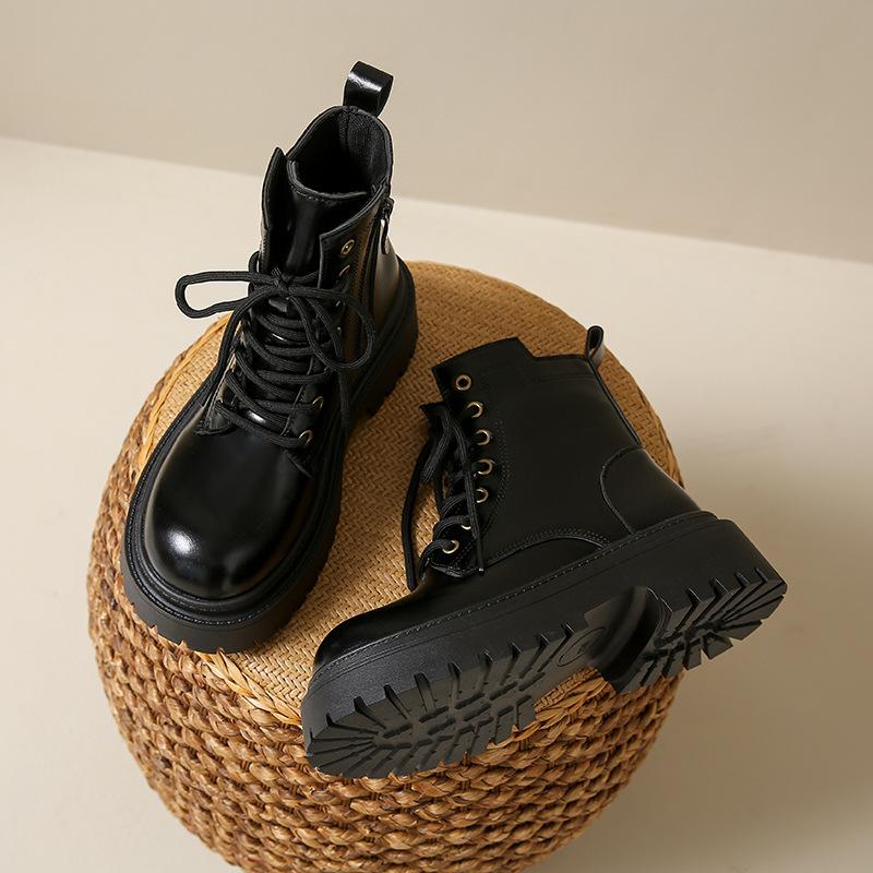 French super fire Martin boots women's 2024 new fashionable versatile small thick-soled retro niche British style short boots