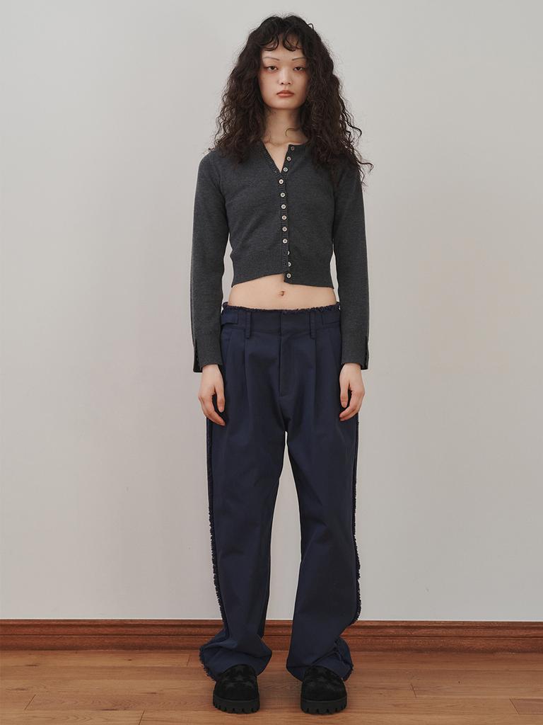 Peullijeupeulojegteu Destroyed Trousers, Navy