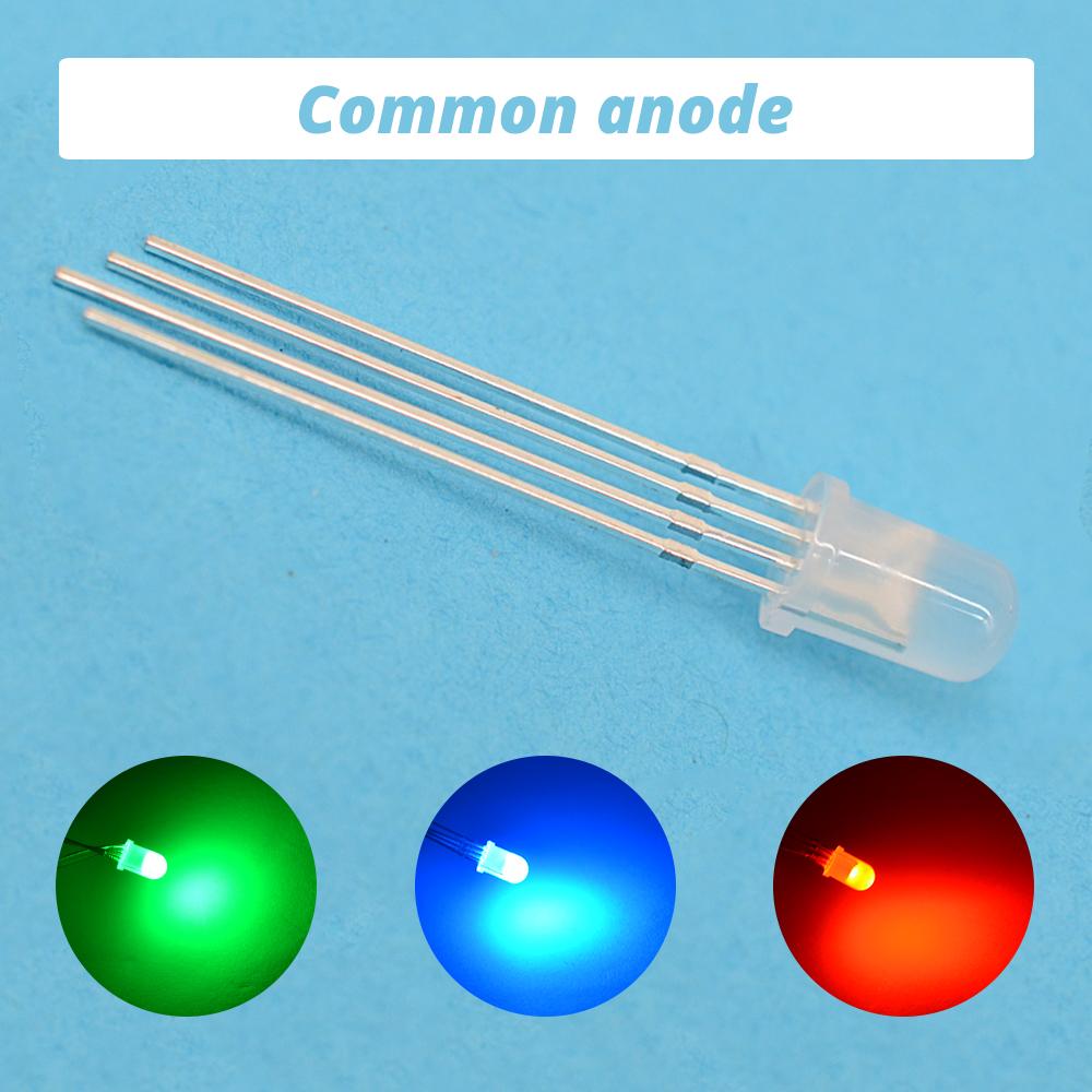 100 Stück LED-Emitting Diodes Min F5 5 mm runde Lampenperle 4-polige diffuse Glühbirne RGB dreifarbige gemeinsame Kathode Dekoration Atmosphäre Neon