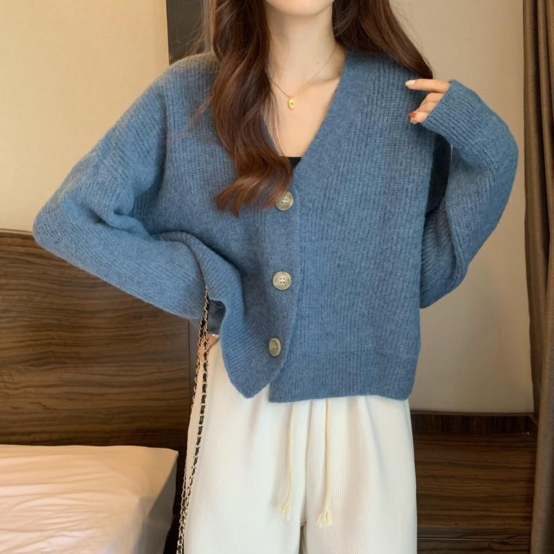 New small fresh knitted cardigan avocado green women's design sense fashion v-neck versatile sweater jacket women