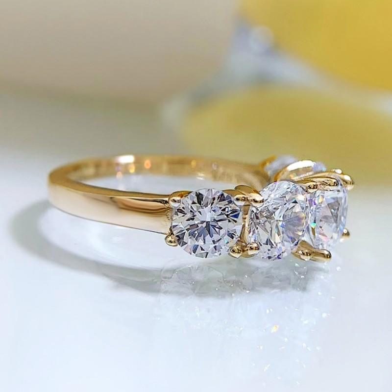 IOGOU Luxury 3.6CTTW All Moissanite Wedding Ring 5 Stone Sparkling Diamond Engagement Band 925 Silver Jewelry for Women