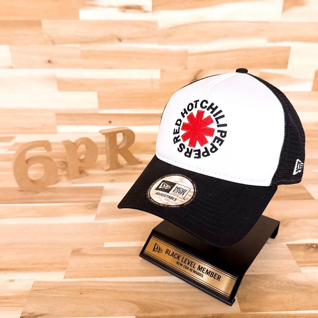 

[USED] Extremely rare New Era x Red Hot Chili Peppers limited edition collaboration cap in white and black