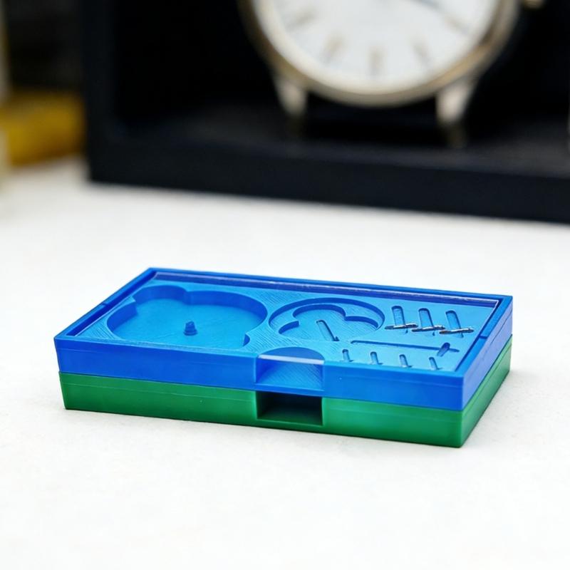 Plastová krabička na ciferníky a ručičky hodinek s více přihrádkami pro designéry šperků a hodináře