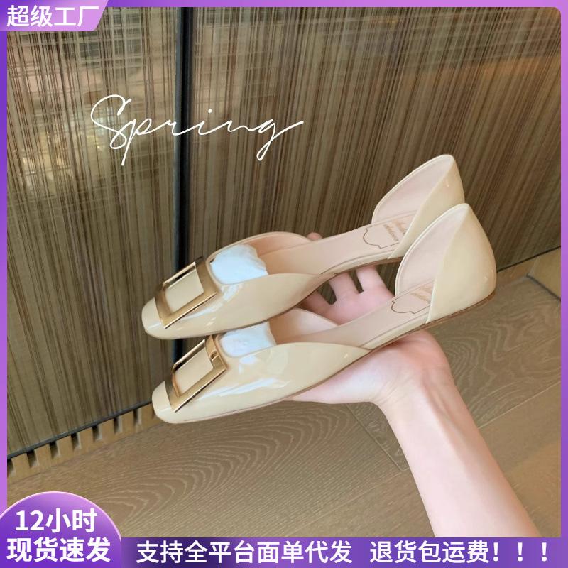 Einfache quadratische Schnalle Lackleder quadratische Zehenpartie flacher Ausschnitt hohle flache Sohle Einzelne Schuhe Damen neue Sommermodelle