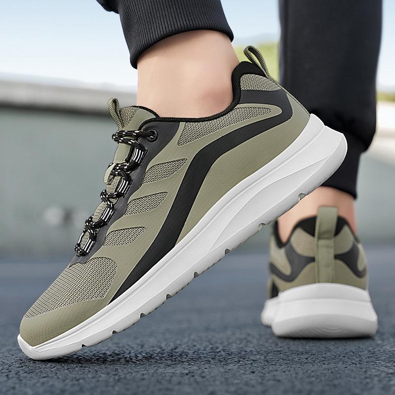 

Sports men s shoes 2025 summer new breathable fly-woven mesh running shoes men s non-slip and wear-resistant casual walking shoes 46 зелёный