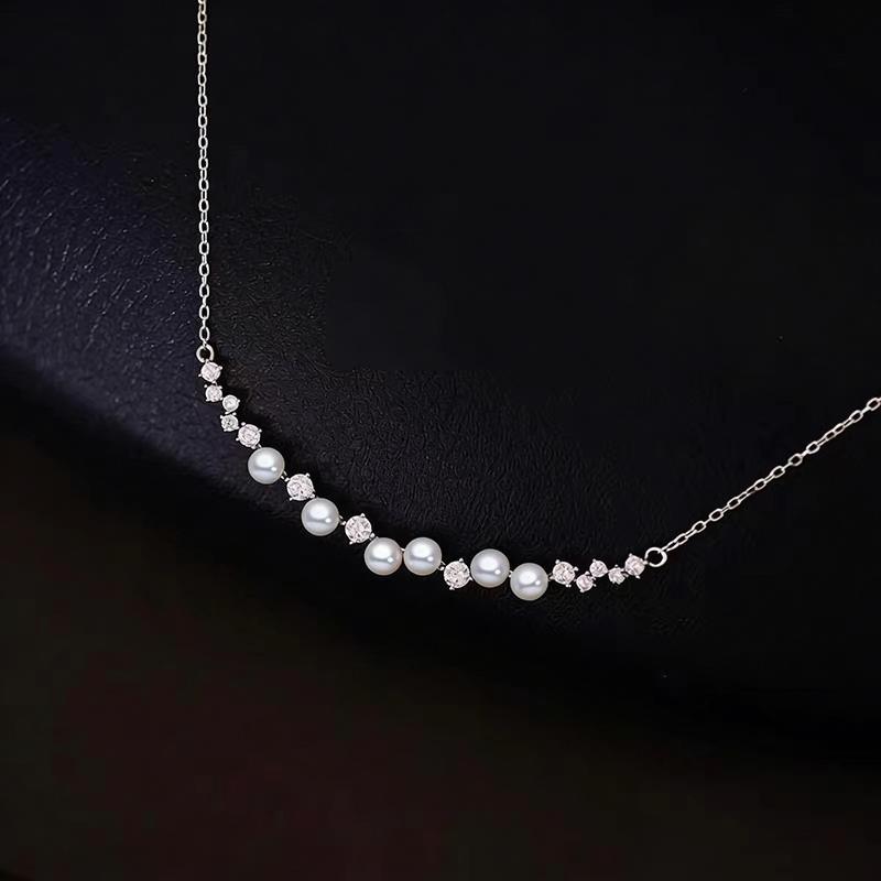 Huitan Temperament Imitation Pearl Cubic Zirconia Pendant Necklace for Women Daily Sweet Female Necklace Silver Color Jewelry