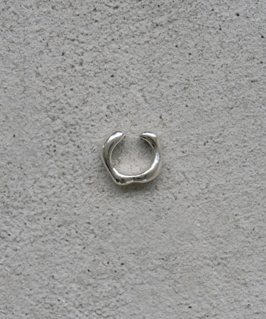Touchéd Pebble Earcuff 02