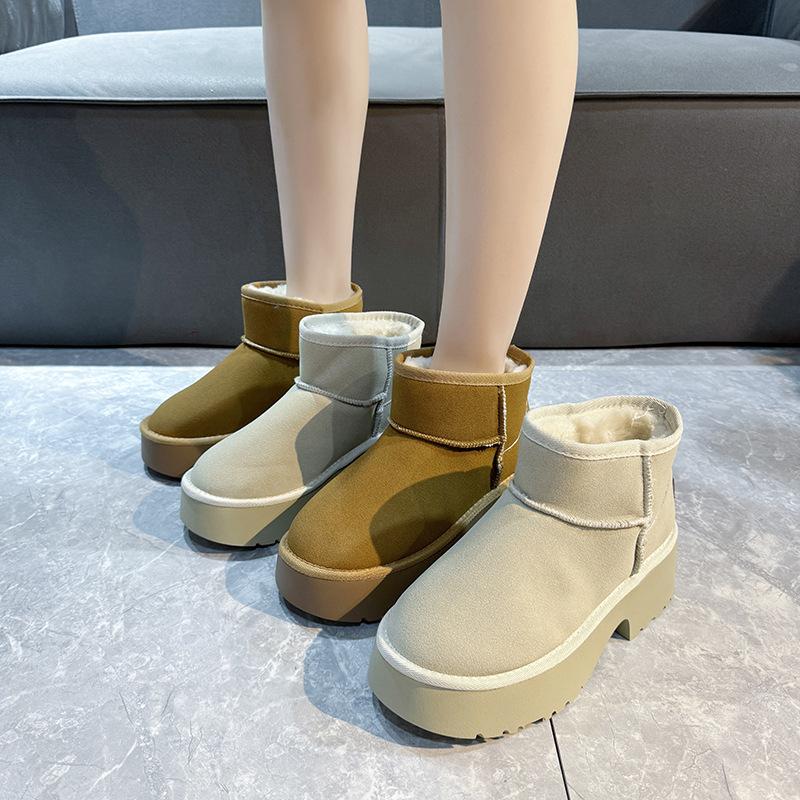 Women's Large Size Soft Sole Winter Warm Fur One Snow Boots Padded Lined Ankle Boots Anti-slip Hiking Casual Sports Cotton Boots Short Boots