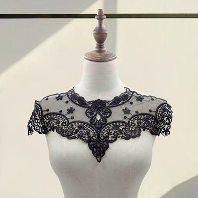 Gefälschter Kragen mit Spitzenstickerei, hohl, durchsichtig, mit Blumenmuster, falscher Kragen, mit Spitze verziert, Kleidungszubehör
