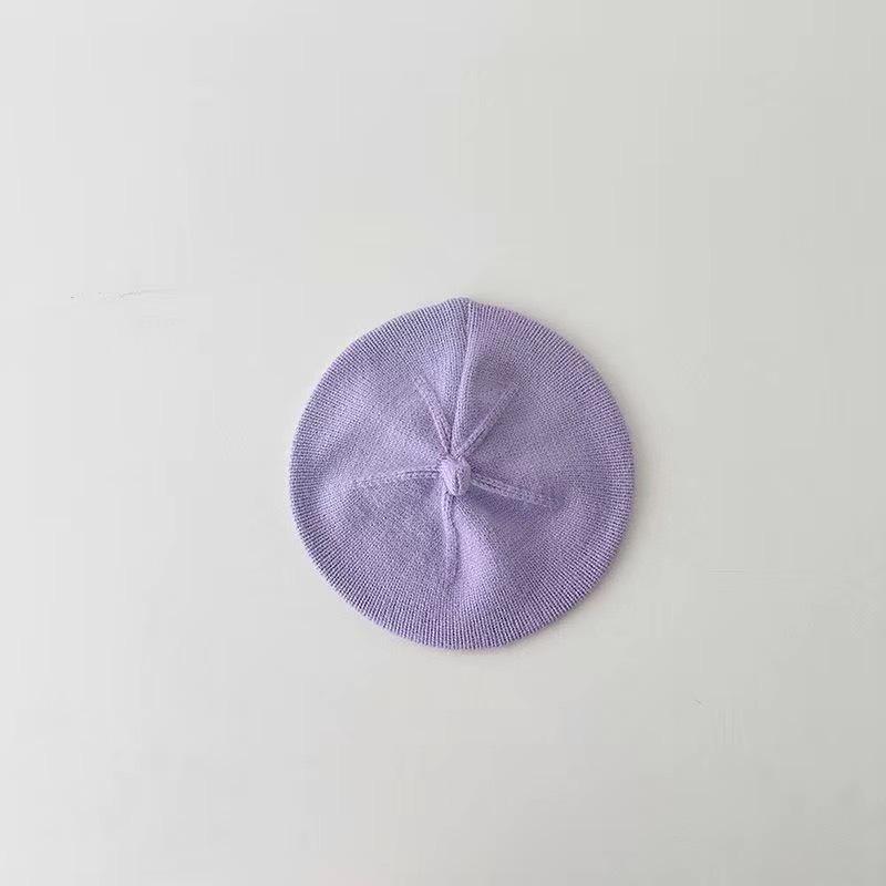 Stylish Unisex Knitted Wool Beret for Children - Cute Candy Color Hat for Autumn and Winter.
