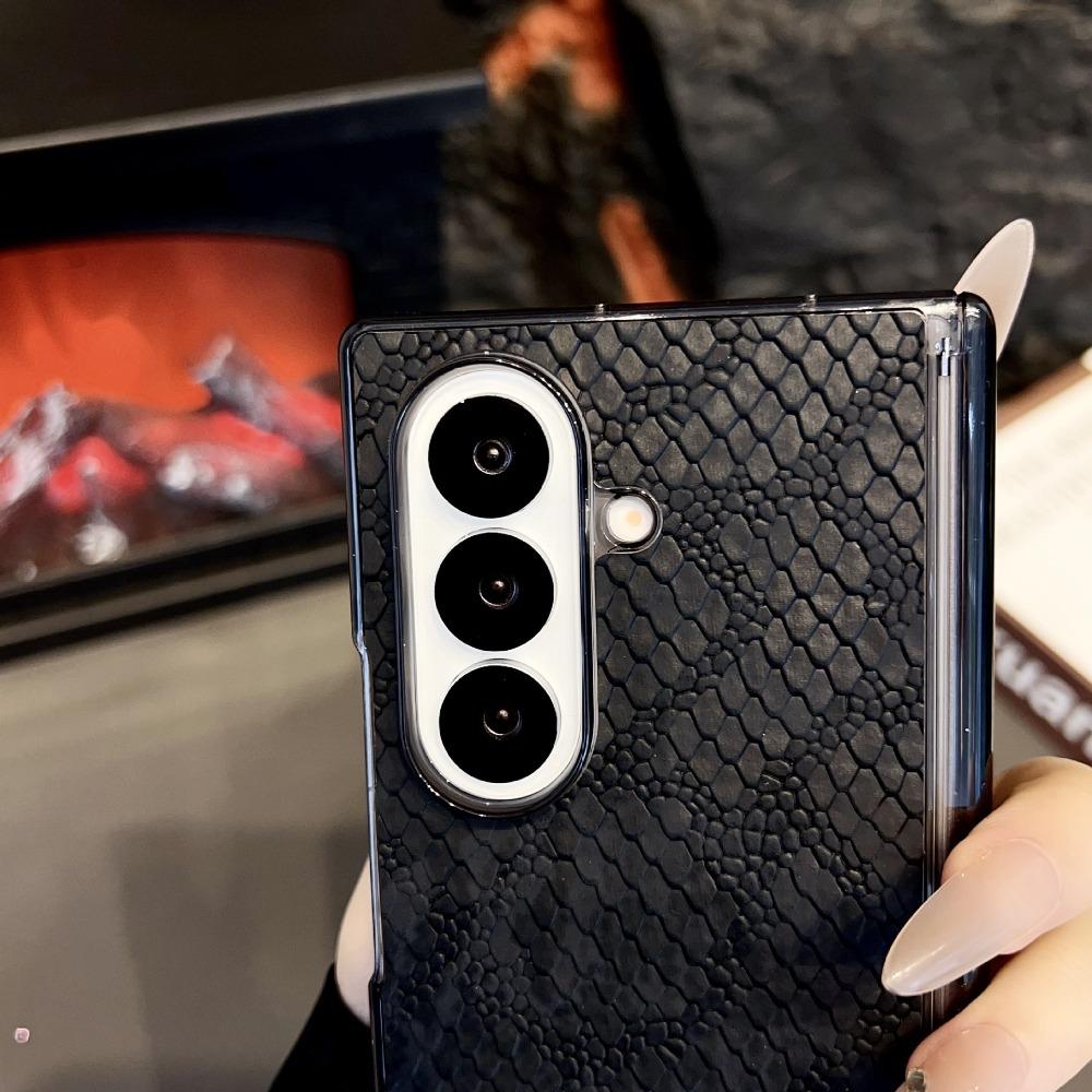 Light Luxury Elegant Snake Skin Leather Phone Case for Samsung Galaxy Z Fold 7 6 5 4 FE Magnetic Shockproof Mobile Cover Shell